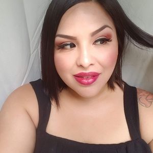 Meet your Posher, Rosa